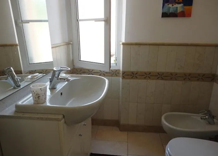 Playa Del Sol - B2 Aparthotel